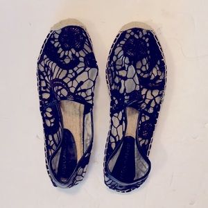Rebecca Minkoff “Genny” espadrille. Black lace upper. Reinforced round tie.